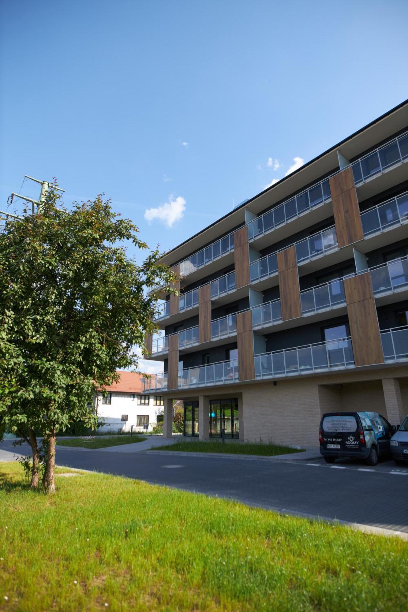 Apartamenty 24H Pileckiego ワルシャワ エクステリア 写真