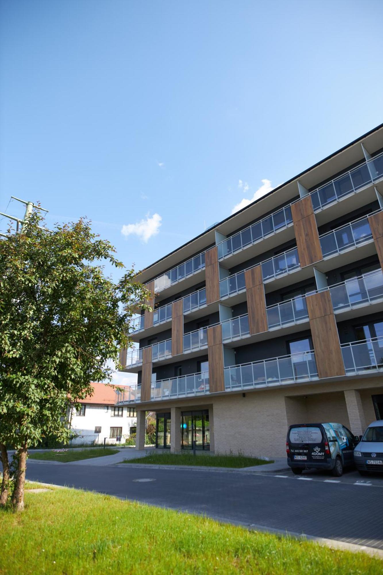 Apartamenty 24H Pileckiego ワルシャワ エクステリア 写真