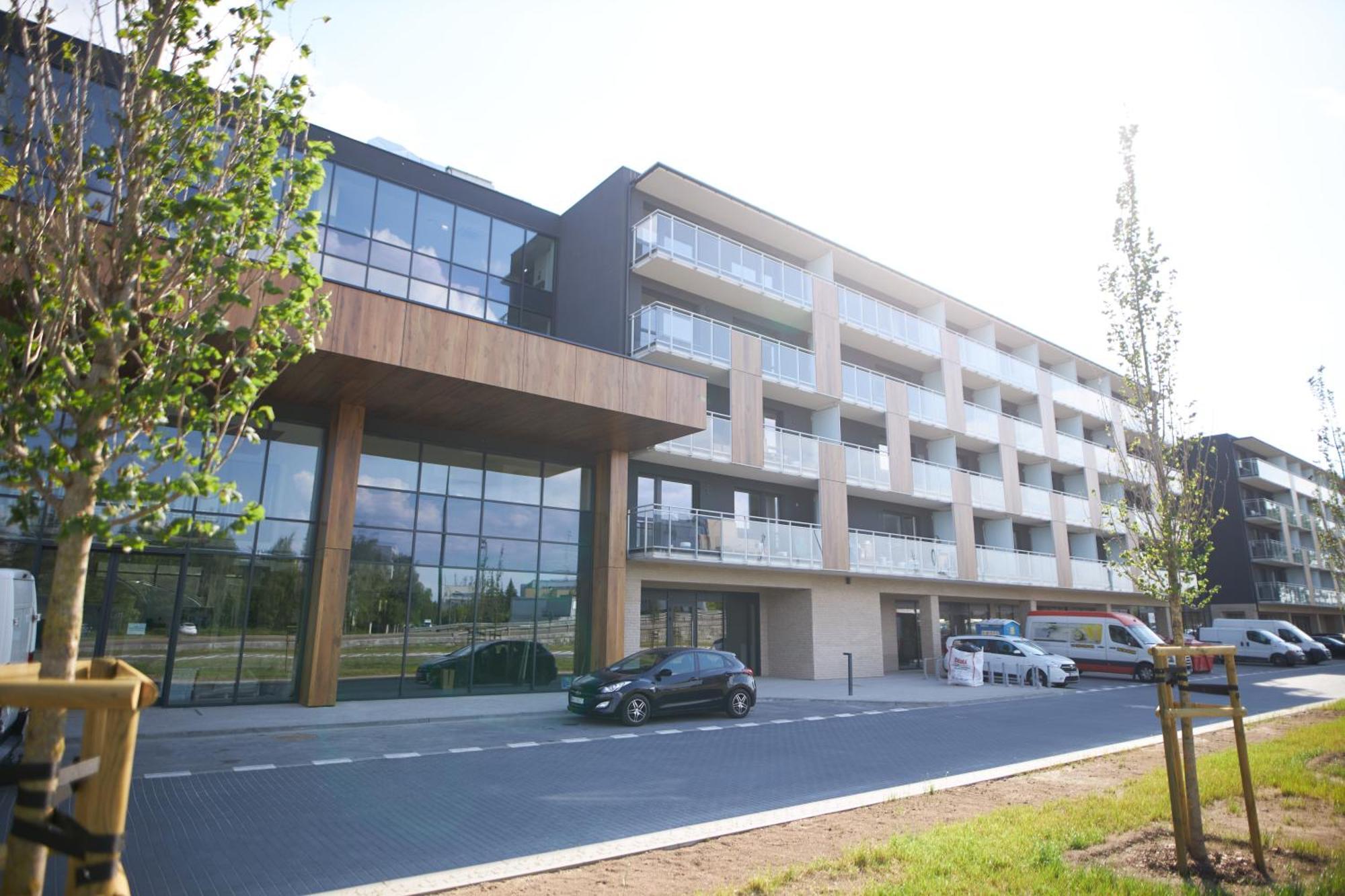 Apartamenty 24H Pileckiego ワルシャワ エクステリア 写真